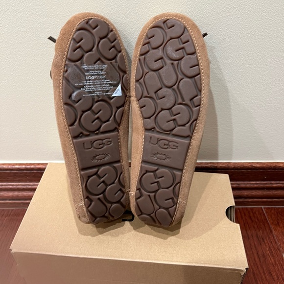 BNIB Women Bella II UGGplush Lined Moc
Slipper Chestnut 35 - Picture 5 of 8